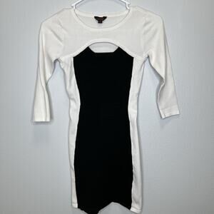 G By Guess Women's White & Black 3/4 Length Sleeve Fitted Sweater Dress Size XS